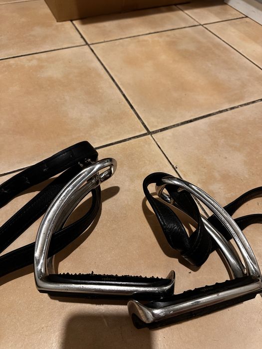 Ophena magnetyczne strzemiona i puśliska