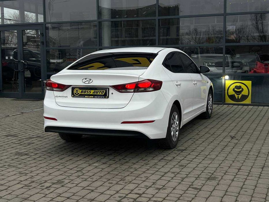 Hyundai Elantra 2016