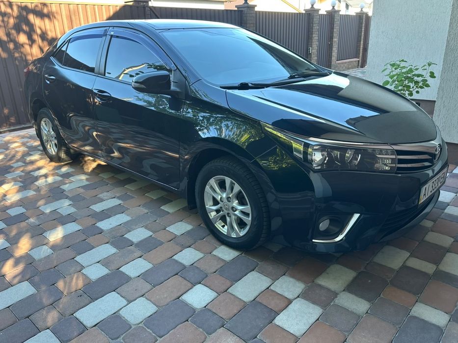 Toyota corolla 2014 року 1,3 бенз/газ
