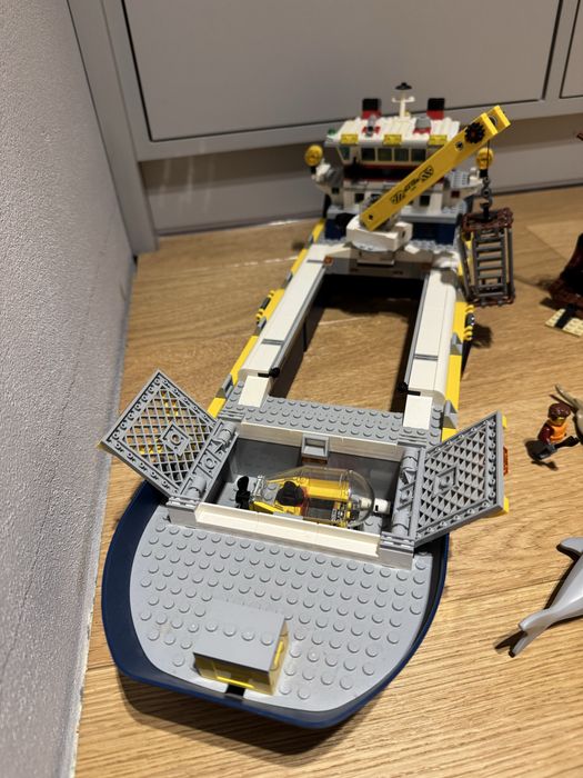 Lego statek badaczy oceanów 60266