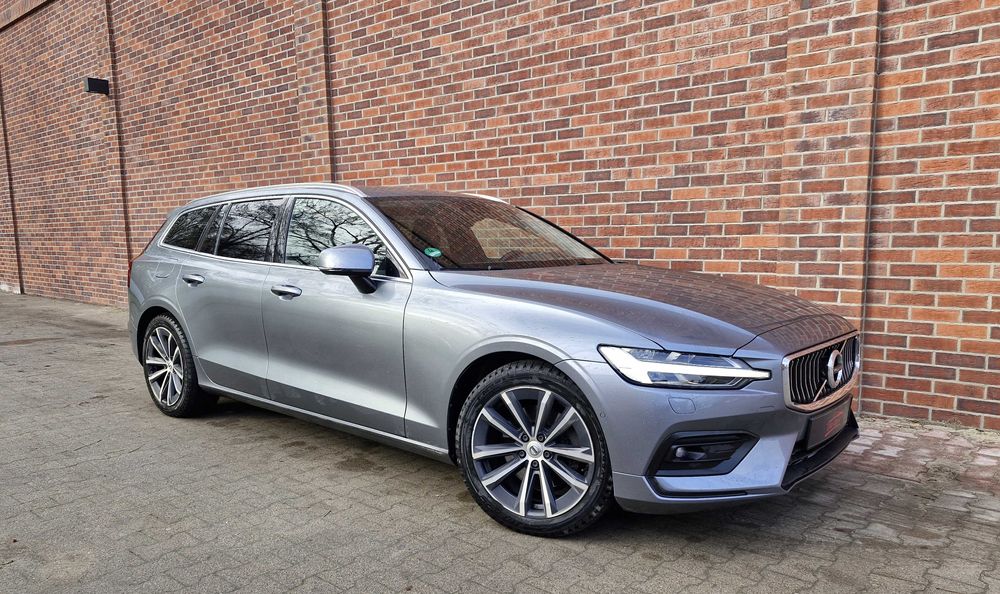 Volvo V60 Wynajem / Wypożyczalnia samochodów Cito-Rent