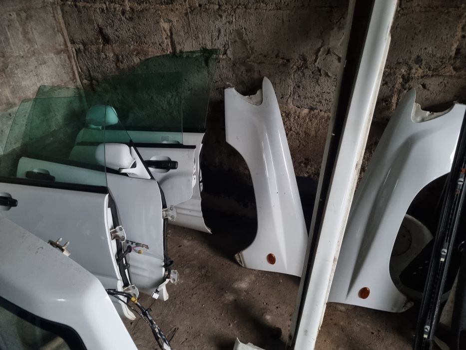 Subaru forester 2x dzwi klapa maska zderzak szyby lampy karoseria