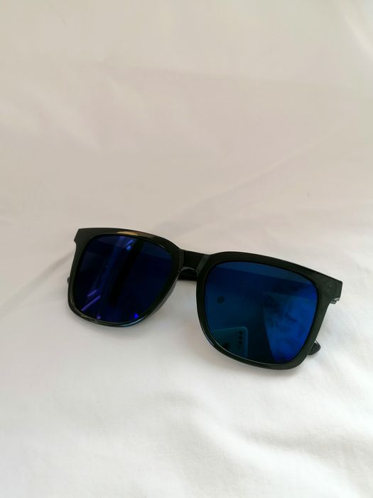 Óculos de Sol Retangulares de Lentes Azuis