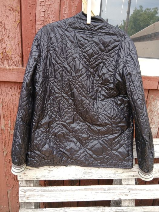 Продам куртку HUGO BOSS