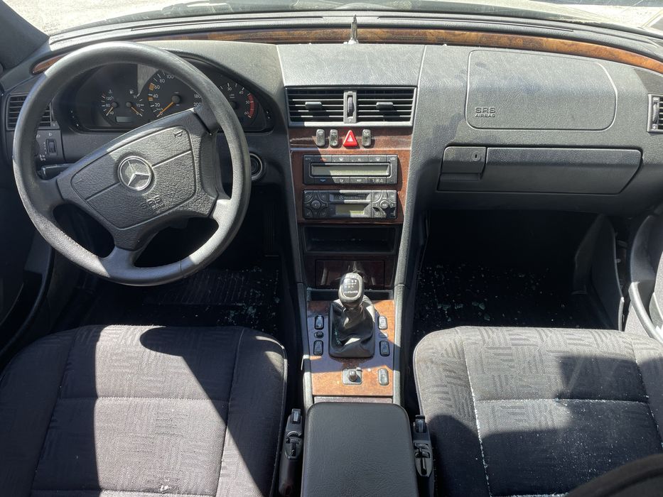 MB C220 CDi S202 125CV p/ Peças ou p/ Reparação