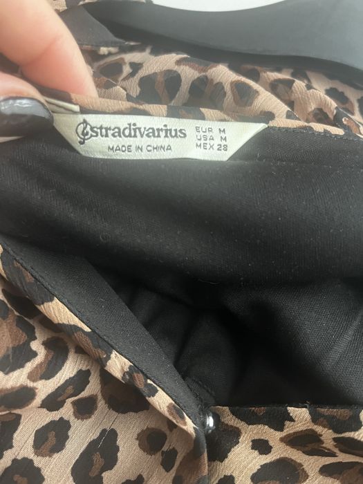 Stradivarius sukienka długa w centki M