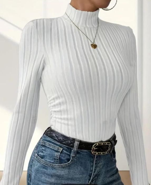 Golfik o kolorze białym