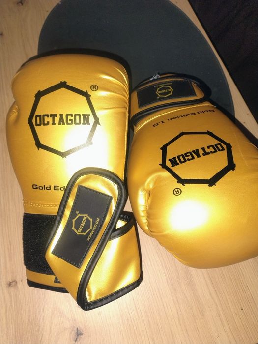 Rękawice bokserskie Octagon + ochraniacze na nogi