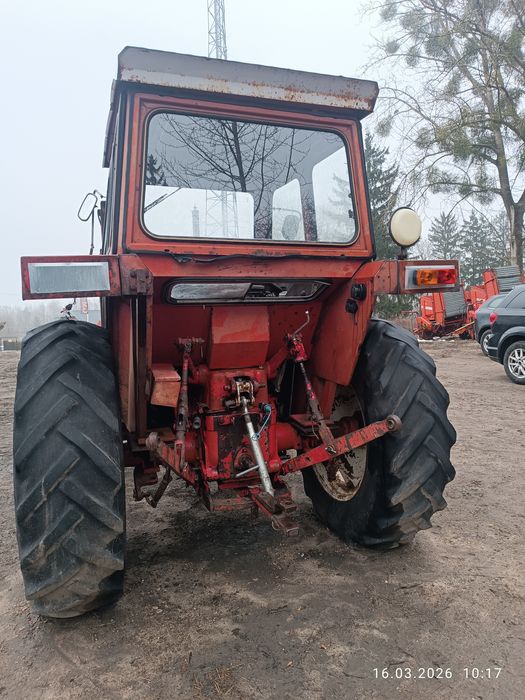 International 844