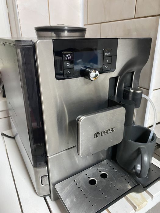 Продам кавову машину BOSCH