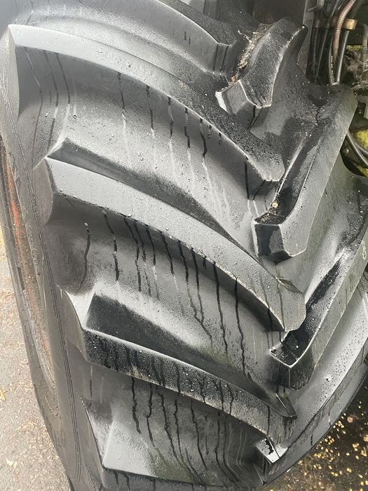 Зернозбиральний комбайн Claas