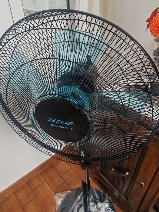 Ventoinha pé Cecotec Energysilence
