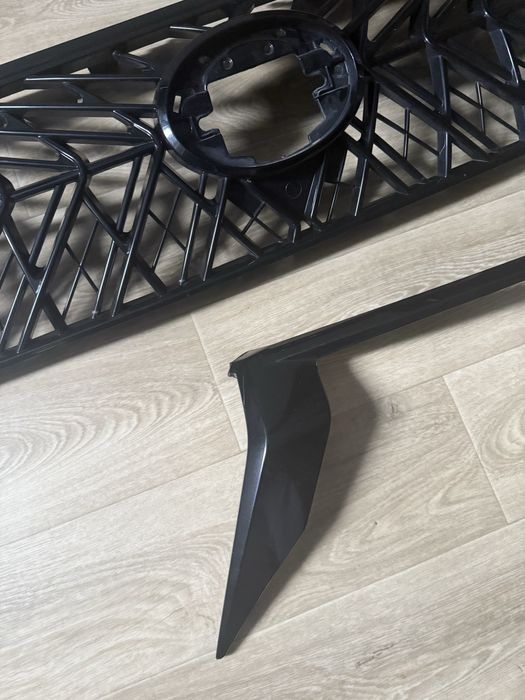 Решетка на прадо 150 трд