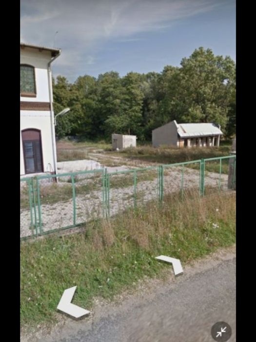 Działka budowlana 1ha z budynkami mieszkalnymi i gospodarczymi