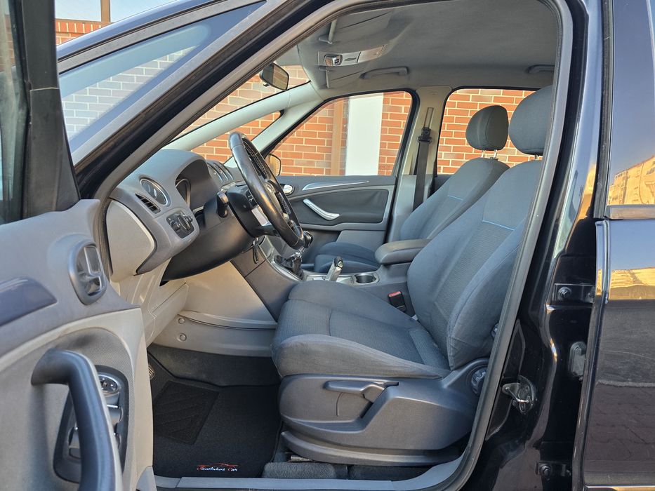 Ford S-MAX 1.8 TDCI 125cv   |  7 LUGARES