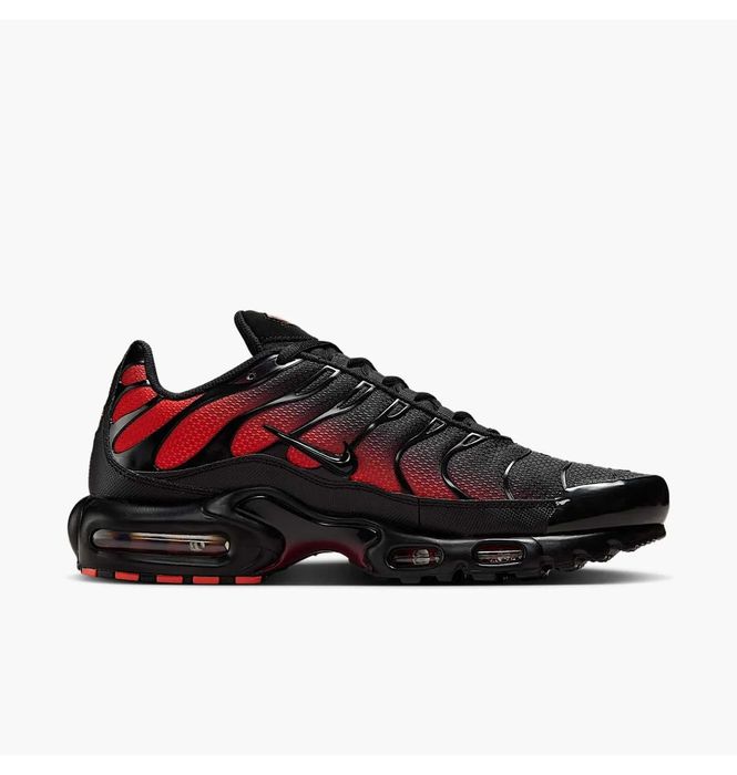 Кросівки Nike Air Max Plus Black/Red