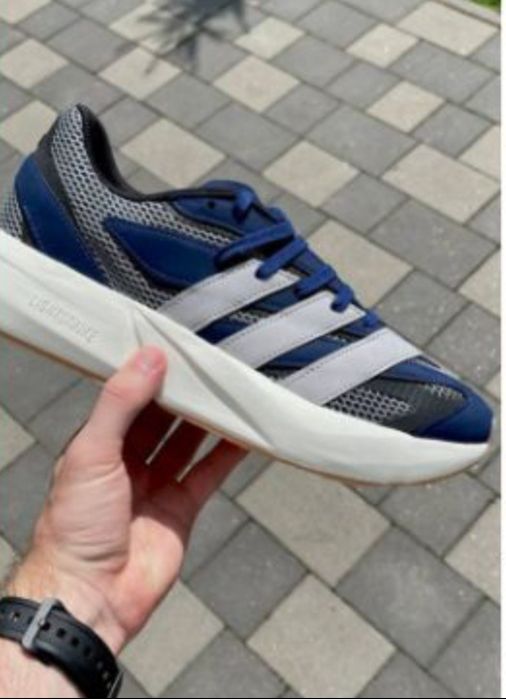 Кросівки Adidas нові