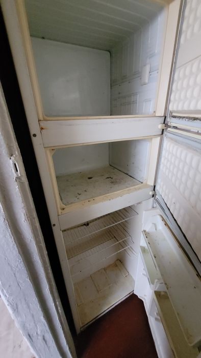 Продам 2 холодильника Минск и Норд