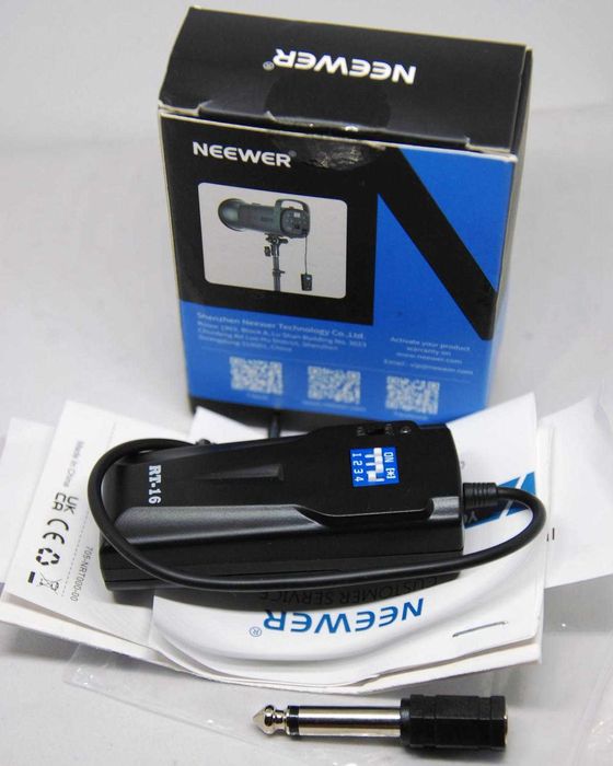 Neewer ресивер RT-16, приймач синхронізатор спалаху з Німеччини