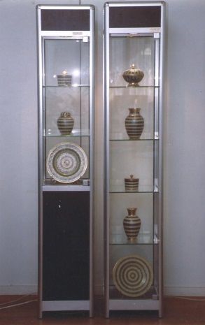 Vitrines em alumínio com várias medidas e acabamentos