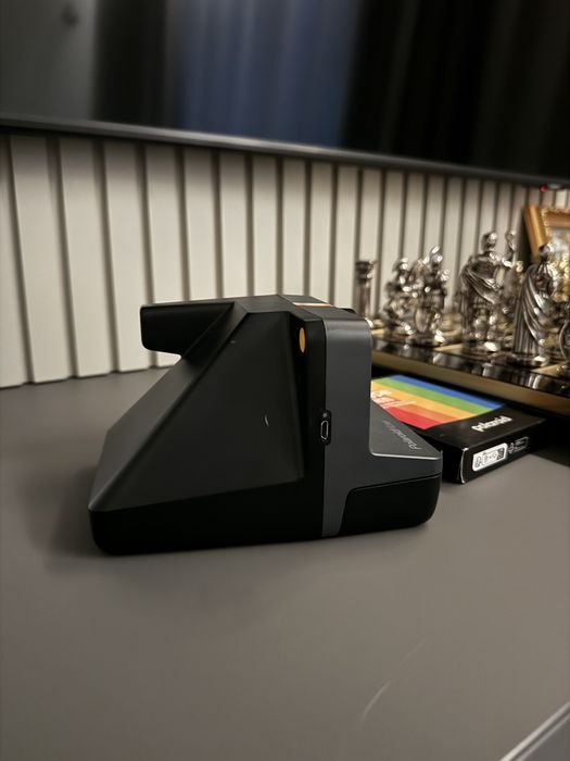 Фотокамера моментальной печати Polaroid Now Gen 2 E-box Black