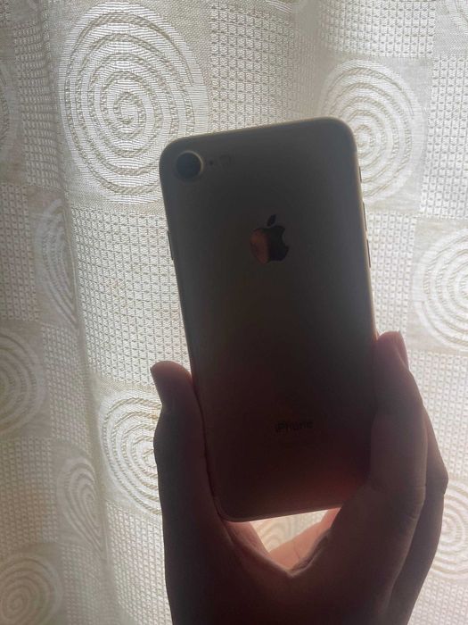 Телефон Iphone 7 128gb РАБОЧИЙ