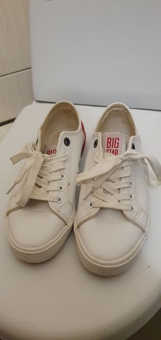 Продам макасины кеды