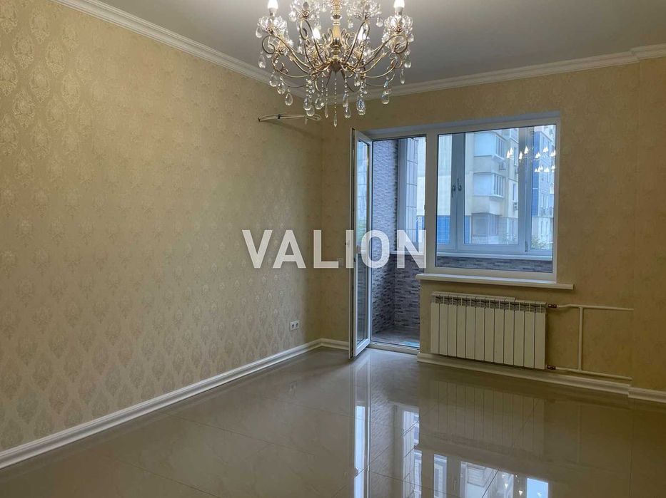 Без% Продаж 3 кімнатної квартири з ремонтом  вул Оноре де Бальзака 26а