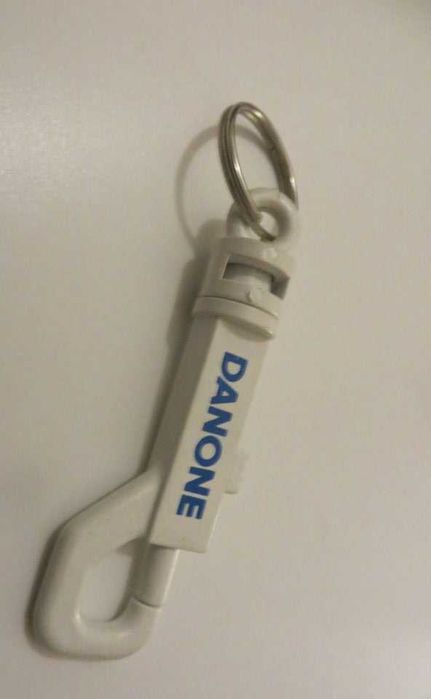Porta chaves Danone + Caneca Danone - Tudo antigo mas Novo