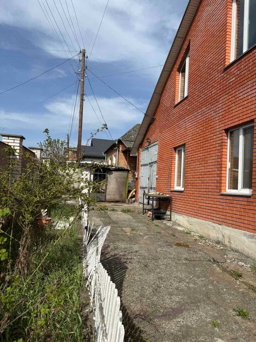 ТЕРМІНОВИЙ ПРОДАЖ! Будинок у місті! вул. С. Разіна.