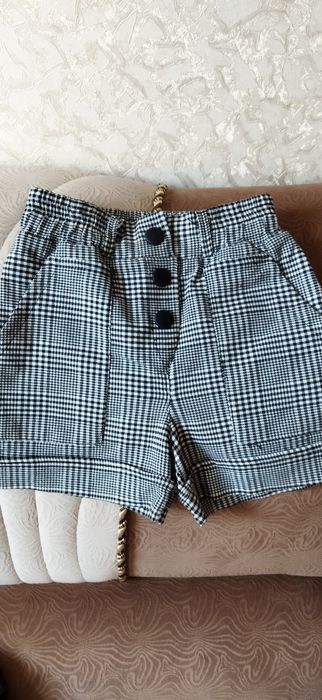 Шорти для дівчинки