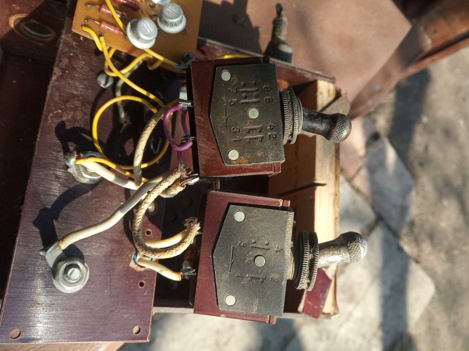 Продам два переключателя ТБ 1-2 и ТБ1-1