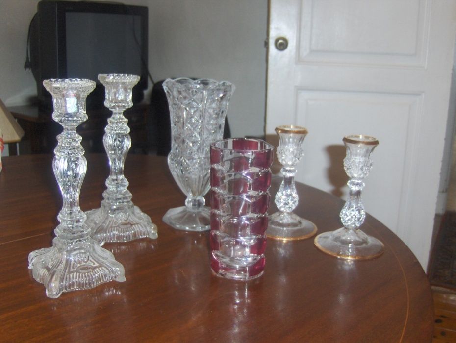 Decorative glass pieces with beveled edges