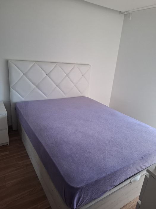 Quarto disponivel na tapada das merces entrada imediata.