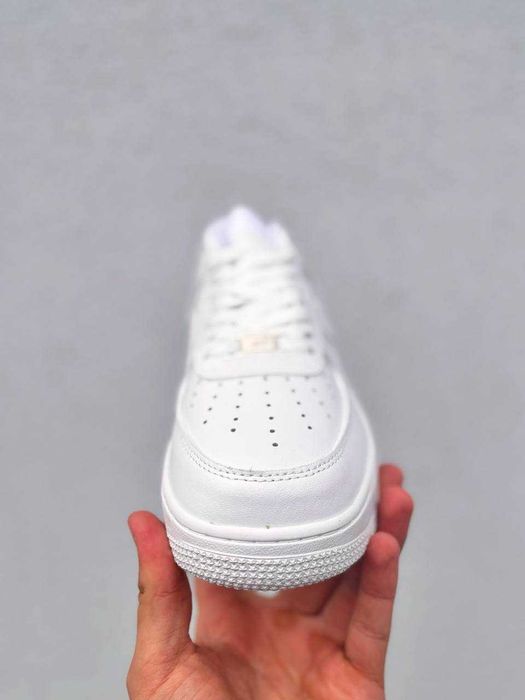 Nike Air Force 1'07 Low All White  кросівки 36-46