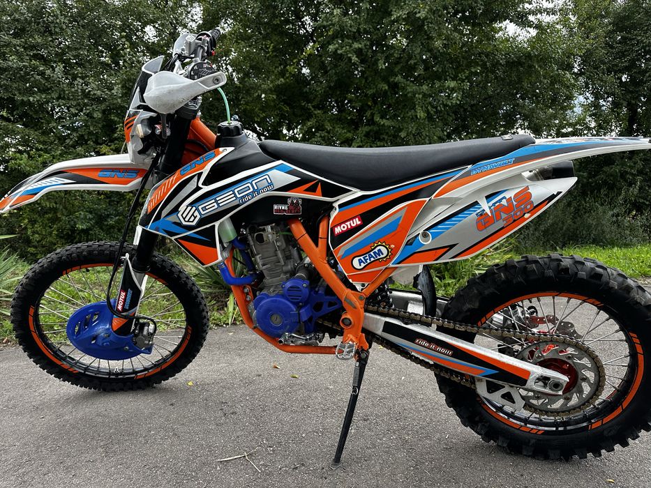 Продам Geon dakar GNS 300