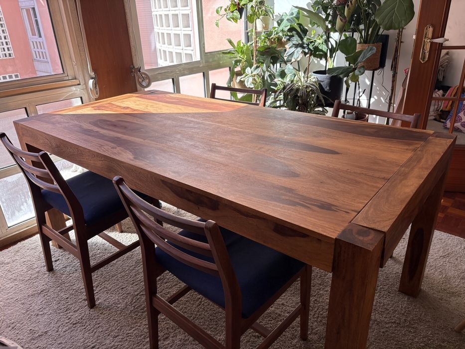 Mesa de jantar madeira Kare