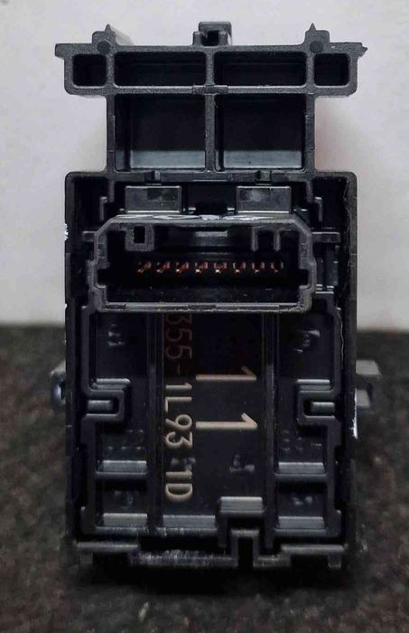 Comando / Botão / Interruptor Vidros Frente Direito - TOYOTA PRIUS