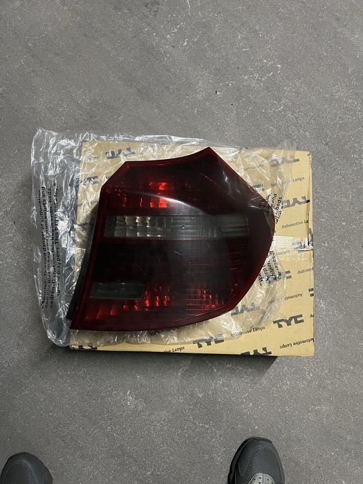 Par de farolins led fumados originais  usados para bmw serie 1 e87