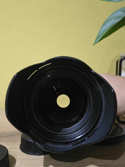 Obectiva Tamron 24-70 full-frame