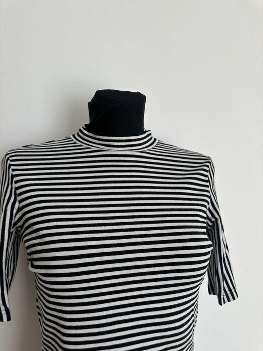 Czarno-biała damska bluzka krótka koszulka crop top w paski M 38 Monki