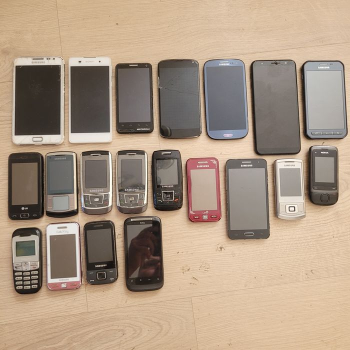 20 telefonów komórkowych smartfony