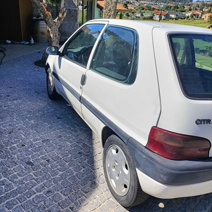 Vendo Citroen Saxo diesel comercial