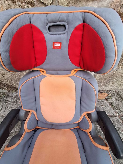 Vendo cadeira auto da marca Zippy (15-36 kg)