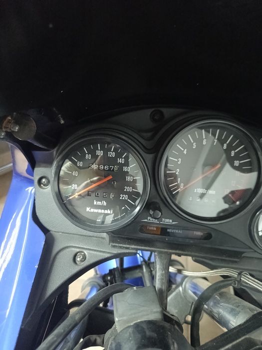 Vendo Yamaha GTS .E Kawasaki GPZ