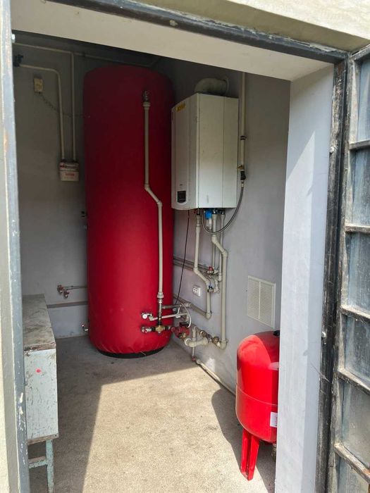 Комерційне приміщення для виробництва, складу