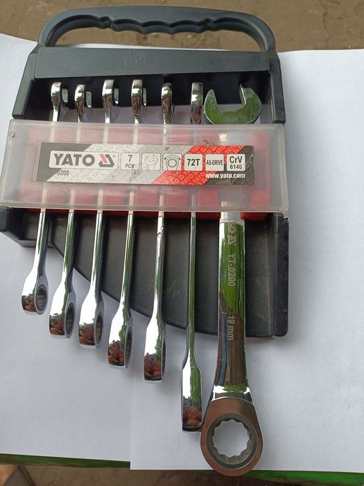 Набор ключей YATO -0208