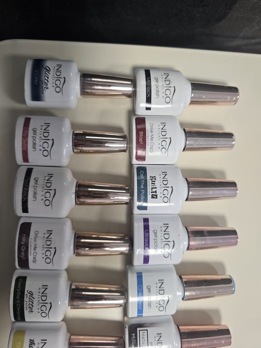 Lakiery hybrydowe indogo, neonail, elarto