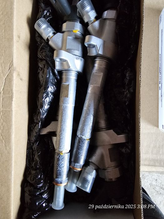 Warto Wtryskiwacze 4szt. bosch citroen ford peugeot Volvo