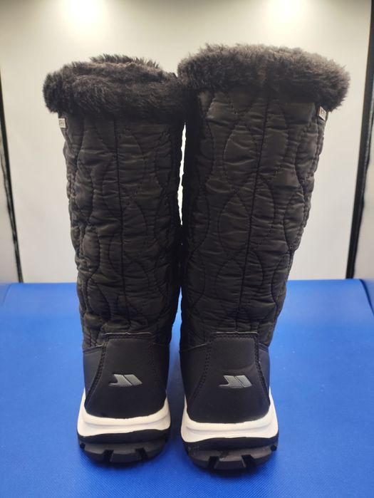 Чоботи утеплені Trespass - 38 розмір. Waterproof